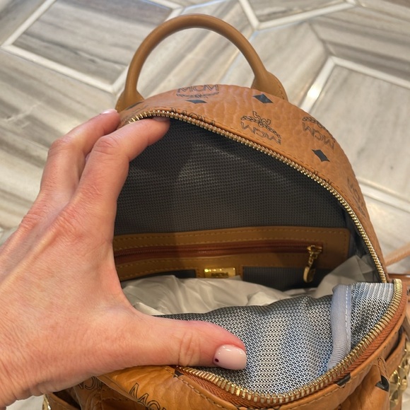 MCM Stark small backpack. Cognac with gold studs on side. - Picture 6 of 8